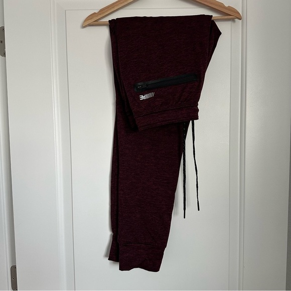 3M Maroon Jogger Pants - Picture 1 of 10